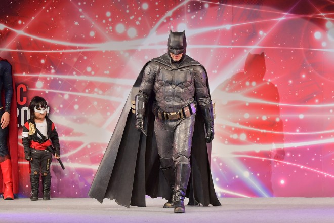 wR~R2017xɂĊJÂꂽwTOKYO COMIC CON COSPLAY FASHIONSHOW 2017x̖͗l