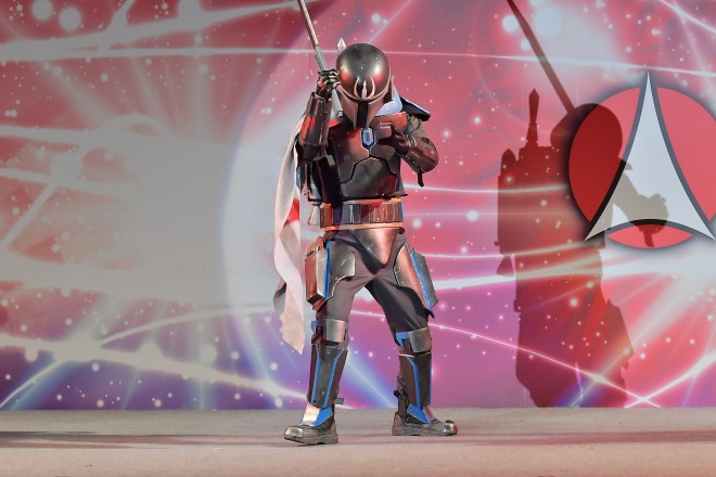 wR~R2017xɂĊJÂꂽgX^[EEH[Yhe[}ɂRXvCxgwTOKYO COMIC CON PRESENTS STAR WARS COSPLAY SHOWCASE 2017x̖͗l