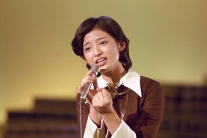 �R���S�b�̏��V�[�� (C) �t�W�e���r