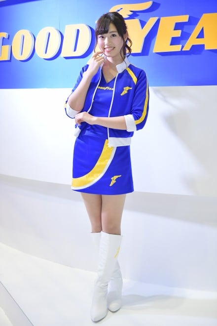 東京オートサロン2018 コンパニオン オファー 青い服