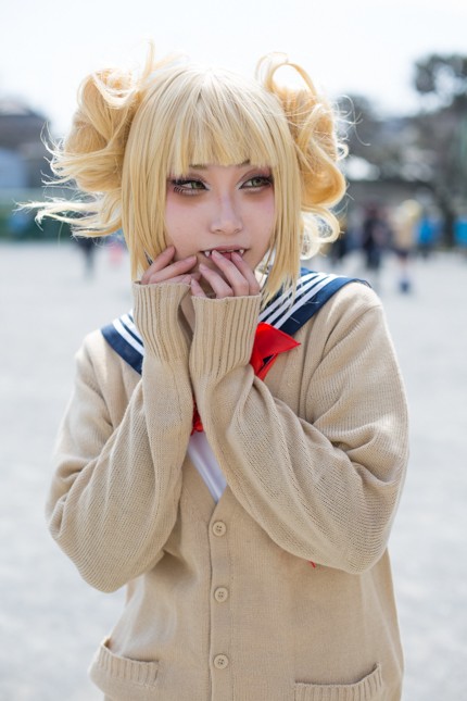 �wacosta! �R�X�v���C�x���g�x�R�X�v���C���[�E��������<br>�i�w�l�̃q�[���[�A�J�f�~�A�x�g�K�q�~�R�j