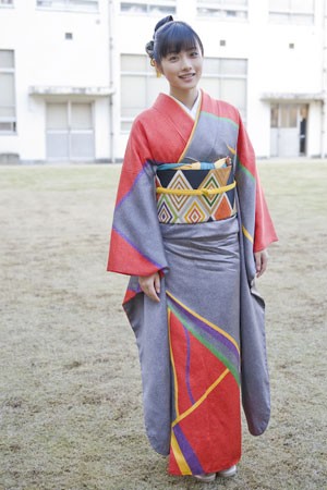 ΌƂ݁^ORICON NEWSB艺낵ʐ^i2011N12j@ʐ^Fq