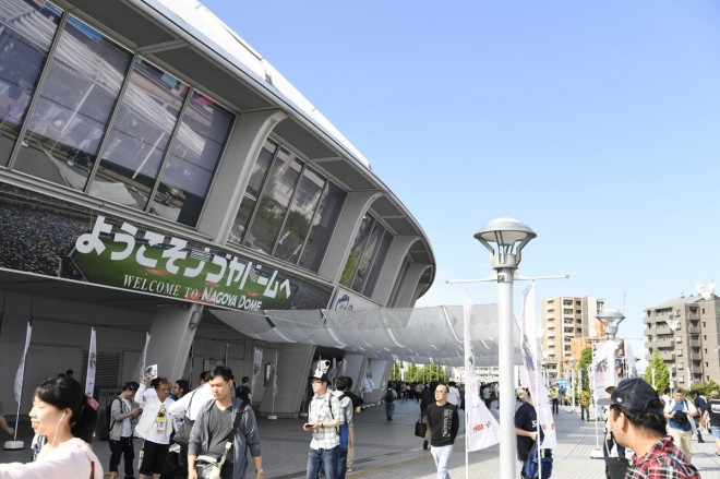 �w��10��@AKB���E�I�����I���x�������̗l�q