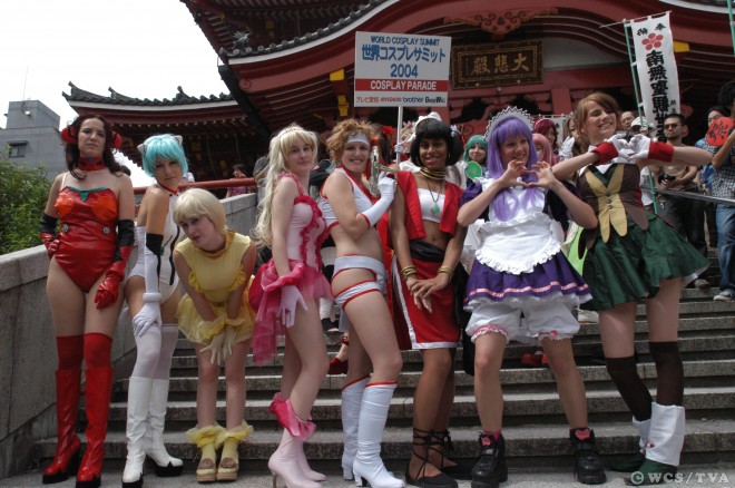 �u���E�R�X�v���T�~�b�g2004�v�̗l�q