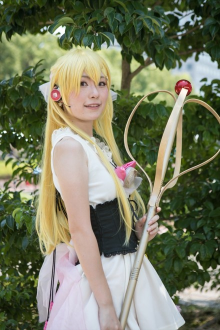 �w���E�R�X�v���T�~�b�g2018�x�R�X�v���C���[�E�낱�񂳂�<br>�i�w�`�[�����F�O�c���������V���K�[�}�W�b�N�i���َq�[�l���E�V���[�g�P�[�L�j�x�C�`�S�j