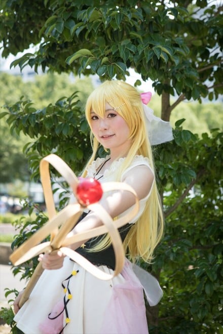 �w���E�R�X�v���T�~�b�g2018�x�R�X�v���C���[�E�낱�񂳂�<br>�i�w�`�[�����F�O�c���������V���K�[�}�W�b�N�i���َq�[�l���E�V���[�g�P�[�L�j�x�C�`�S�j