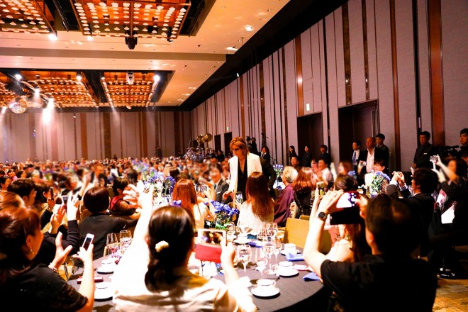 �uEVENING WITH YOSHIKI 2018�vYOSHIKI�o��