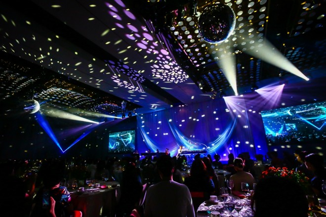 �uEVENING WITH YOSHIKI 2018�v�ŏI�����|�[�g