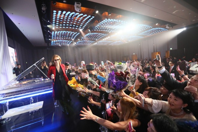 �uEVENING WITH YOSHIKI 2018�v�ŏI�����|�[�g�@�J�[�e���R�[��