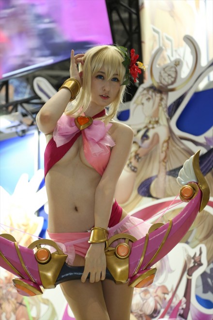 �w�R�~�P94�iC94�j�x�R�X�v���C���[�E���_������