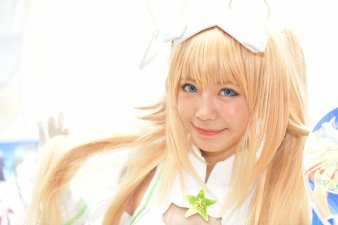 �w�R�~�P94�iC94�j�x�R�X�v���C���[�E������<br>�i�w�h���̃K�[���t�����h�x���[���j