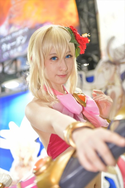 �w�R�~�P94�iC94�j�x�R�X�v���C���[�E���_������