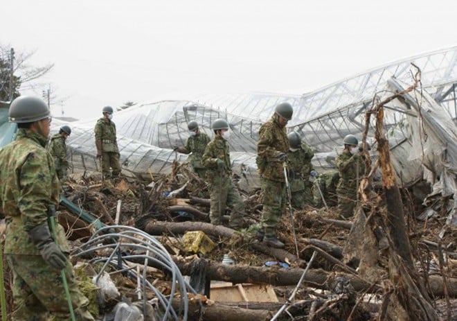 自衛隊　災害派遣　東日本大震災の勲章 自衛隊 災害派遣 東日本大震災の勲章 東日本大震災に対する自衛隊の