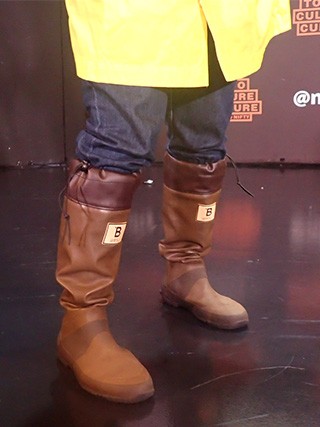 �����}���\���{�����e�B�A�@�|�C���g�͒��C�@�������ł̓R�b�v�����ڂ��̂ŕK�{�������@�ʐ^�񋟁F�f�C���[�|�[�^��Z