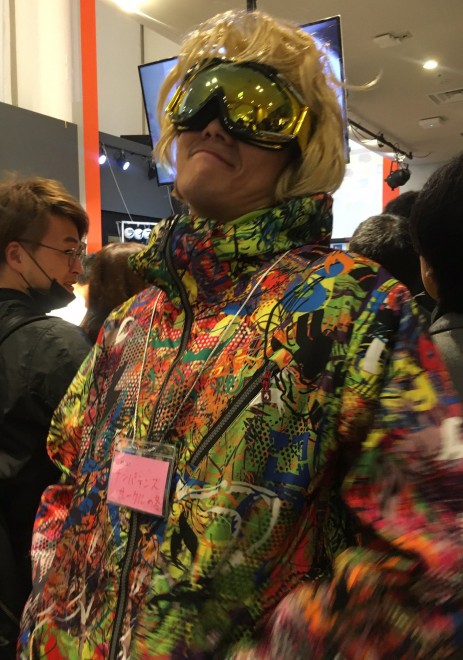 �i���p�T�[�N���̓~