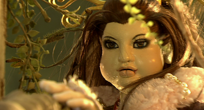 ����ŁwThunderbolt Fantasy �����Ꙙ�x��ʃJ�b�g