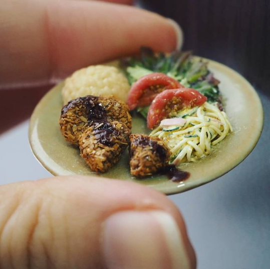 �y�����v���[�g�����`�~���`�J�c�z���쁕�ʐ^�^misaki