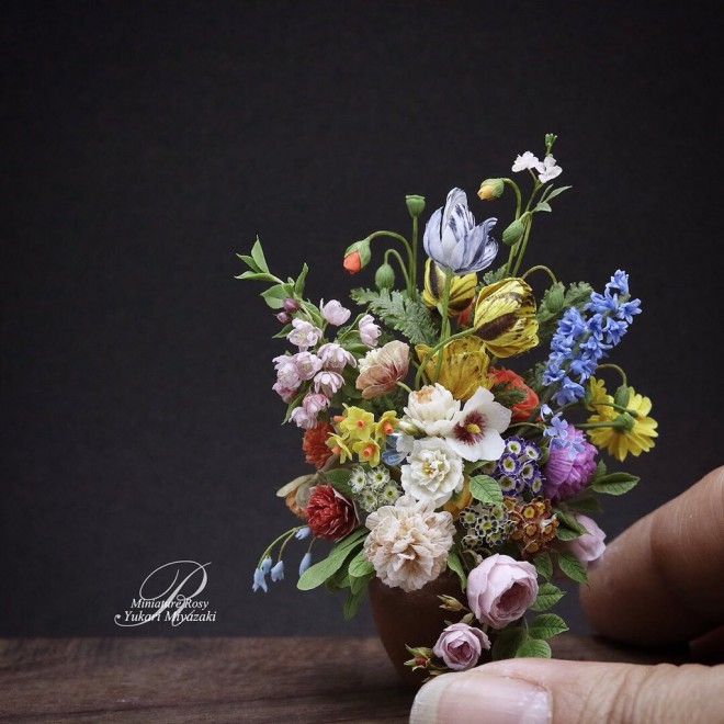 �y�����E�t�����X�E�t�@���E�_�[���G��̗��̖͎ʁz���쁕�ʐ^�^ROSY