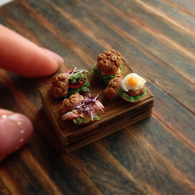 �y���L���x�c�ɖڋʏĂ��̃T���h�z���쁕�ʐ^�^fraise