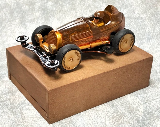 �u�R���f���v�G���g���[��i