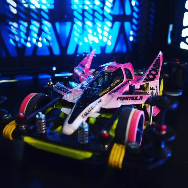 ���[�X�p�}�V���@��F�}�C�L�[����