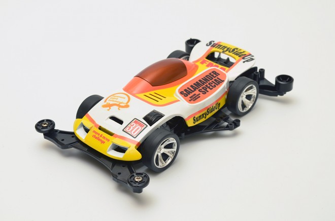 HIROFUMIX����́u�~�j�l��f�U�C���R���e�X�g�v�p�}�V��