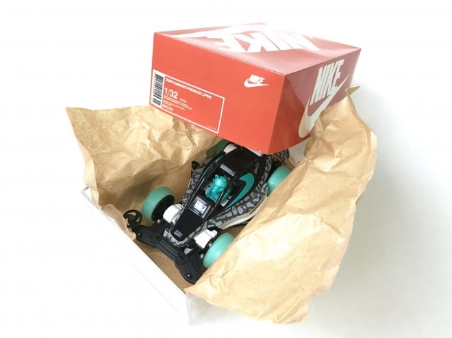 �wElephant�I�I�J�~�x���̃}�V���F�~�j�l��I�I�J�~�i��F�R�A���v�^�[�j