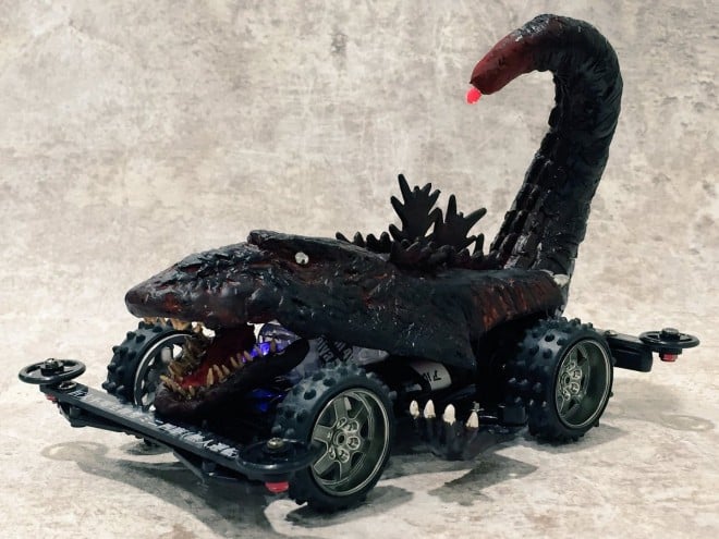 ��F�]�b�g������@�@���`�[�t�́u�V���E�S�W���v