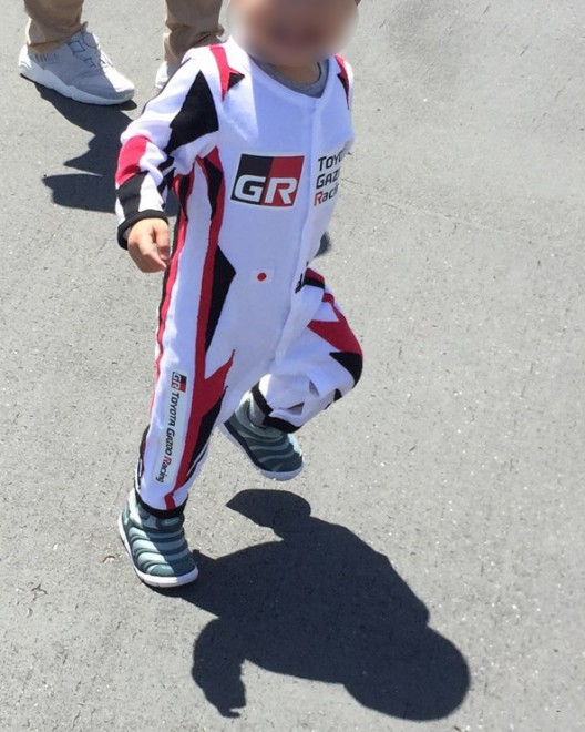 ��F���q����