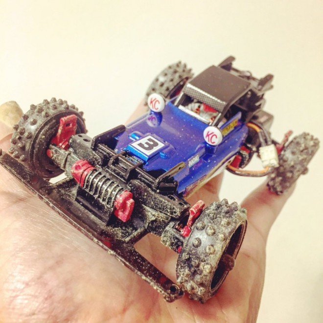 ��F�J�~�i�K����