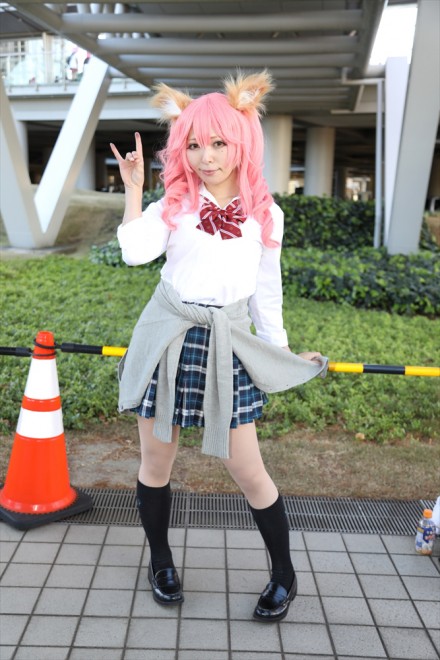 �w�R�~�b�N�}�[�P�b�g95�i�R�~�P95�j�x�R�X�v���C���[�E���ɂ�񂳂�<br>�i�wFateEXTELLA�x�ʑ��̑O�j