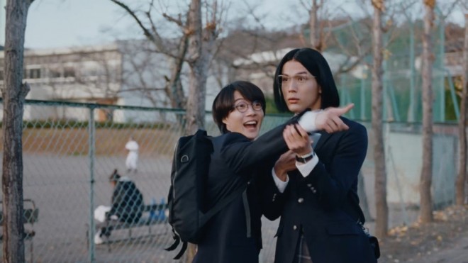 au�w�O���Y�V���[�Y�x�́u�ꏏ�ɂ������v�т��