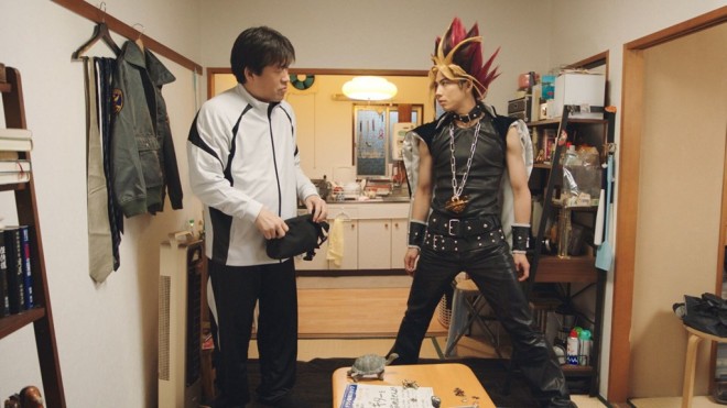 �VCM�w�V���Y����DM�~�����X�g�u���̃^�[���v�x�т��