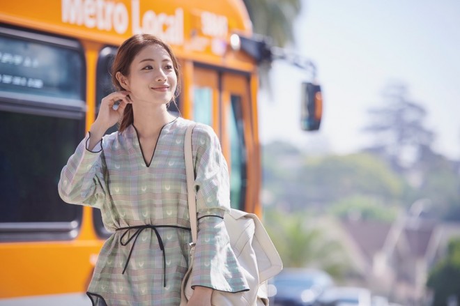 �C�[�I���VCM�u�����Ƙb�������E�X���v�т��