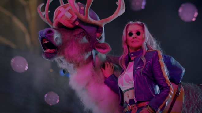 ���l�����G���W���EIndeed ��CM�w�`���b�p�[ ���� �o�C�g�x�т��