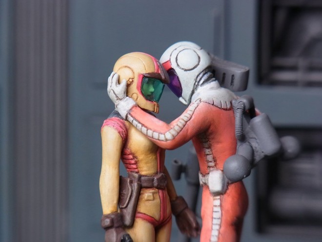 ��i���F�uLast contact�v�@����F�V���A�ƃZ�C���́g�����̕ʂ�h���Č��@����F�܂��[��