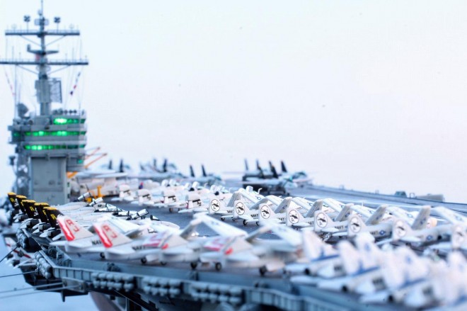 ��i���F1/700 �č��C�R���q�͋��u�j�~�b�c�v�@����F�q�H��