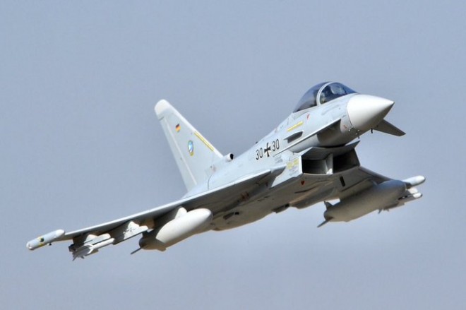 ��i�F�n�Z�K�� 1/72 �^�C�t�[���@����F�V���E�P��