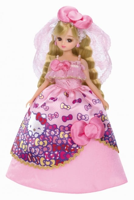 �E�F�f�B���O�h���X�p�̐l�`�w�n���[�L�e�B �������� �E�F�f�B���O�h���X ���J�����x(�Ŕ�3800�~)�iC�j TOMY �iC�j 1976, 2019 SANRIO CO., LTD.TOKYO,JAPAN(L)