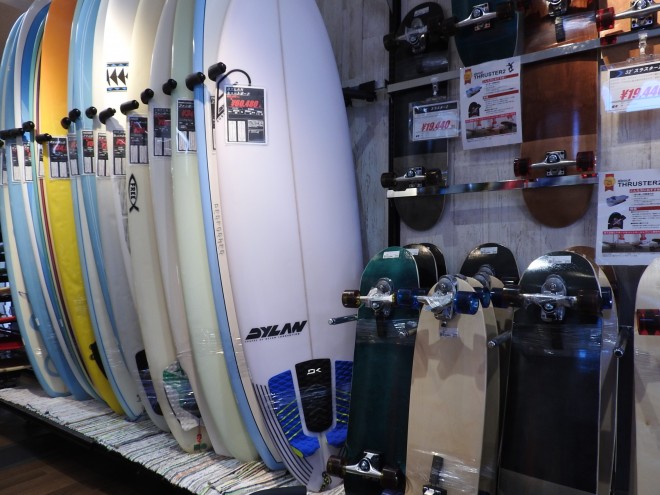 �摜�񋟁F�u�b�N�I�t