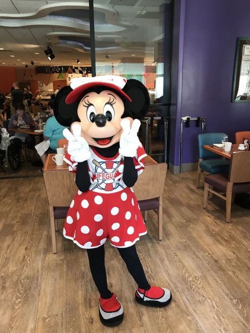 �~�j�[�}�E�X���L�����N�^�[�u���b�N�t�@�[�X�g