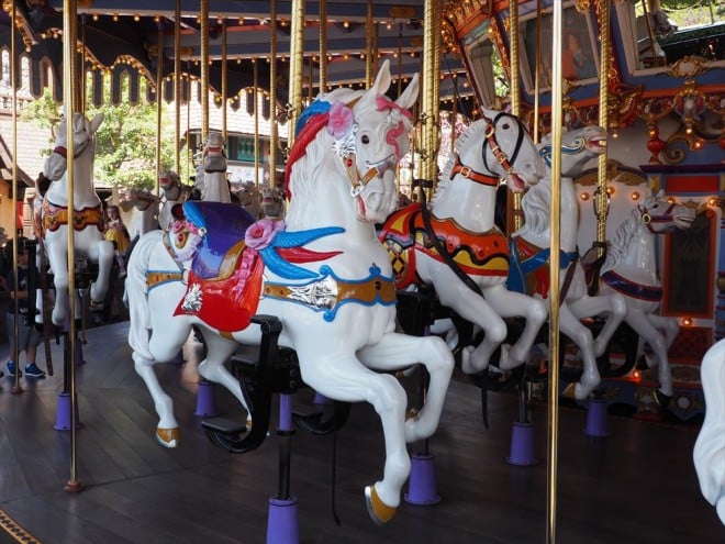 �p�[�N�a���̂��������ƂȂ��� ��]�ؔn�i�L���O�A�[�T�[�E�J���[�Z���j���f�B�Y�j�[�����h�E�p�[�N