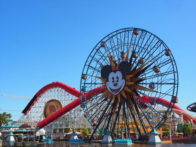 �s�N�T�[�E�s�A���f�B�Y�j�[�E�J���t�H���j�A�E�A�h�x���`���[�E�p�[�N