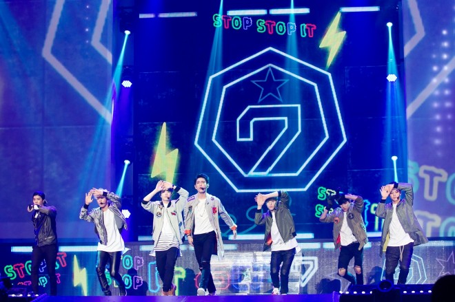 �wKCON 2015 JAPAN�x�ɏo������GOT7