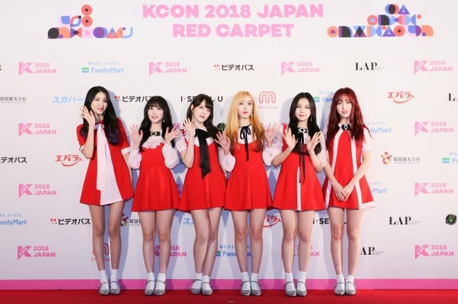 �wKCON 2018 JAPAN�x�ɏo������GFRIEND