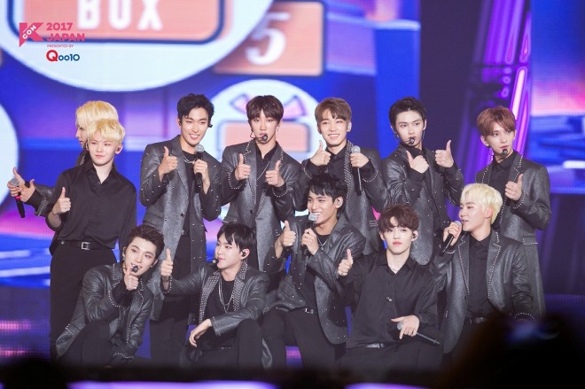 �wKCON 2017 JAPAN�x�ɏo������SEVENTEEN