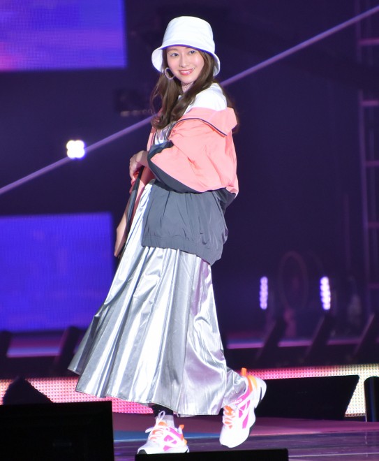 �wRakuten GirlsAward 2019 SPRING�^SUMMER�x�iC�jORICON NewS inc.