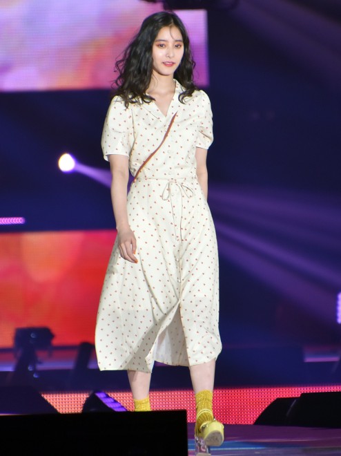 �wRakuten GirlsAward 2019 SPRING�^SUMMER�x�iC�jORICON NewS inc.