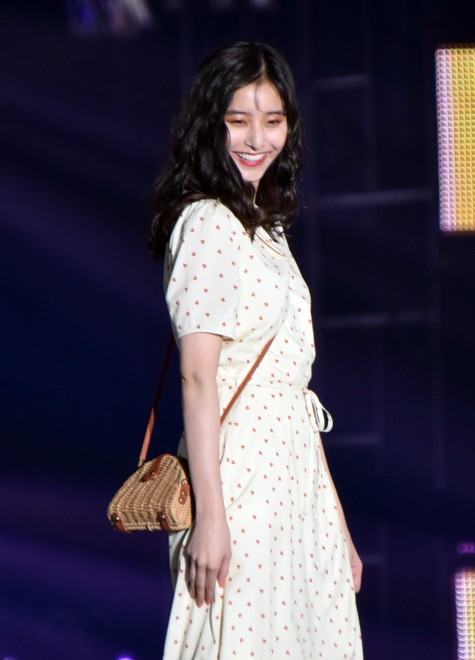 �wRakuten GirlsAward 2019 SPRING�^SUMMER�x�iC�jORICON NewS inc.