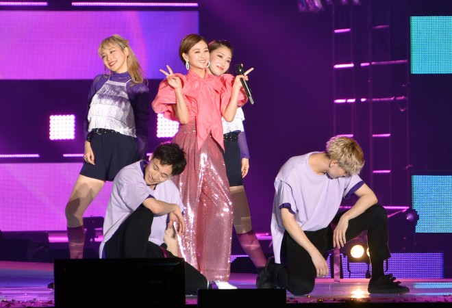 �wRakuten GirlsAward 2019 SPRING�^SUMMER�x�iC�jORICON NewS inc.